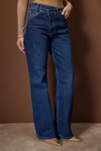 TRENDYOLMİLLA Mavi High Waist Asymmetric Closure Waist Detailed Wide Leg jeans - Image 3