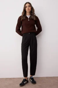 TRENDYOLMİLLA Black Carrot Pattern Knitting Pants - Image 2