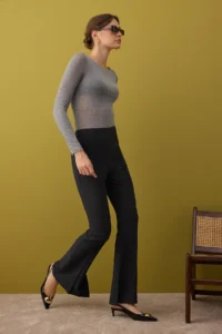 TRENDYOLMİLLA Black Flare Pattern ribbed Bootcut Pants - Image 2