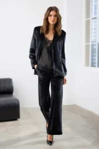 TRENDYOLMİLLA Black Velvet Wide Leg/Wide Leg  Pants - Image 2