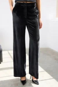 TRENDYOLMİLLA Black Velvet Wide Leg/Wide Leg  Pants - Image 3