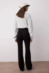 TRENDYOLMİLLA Gray Melanj- Black flared leg 2 Sets Paket Pants - Image 7