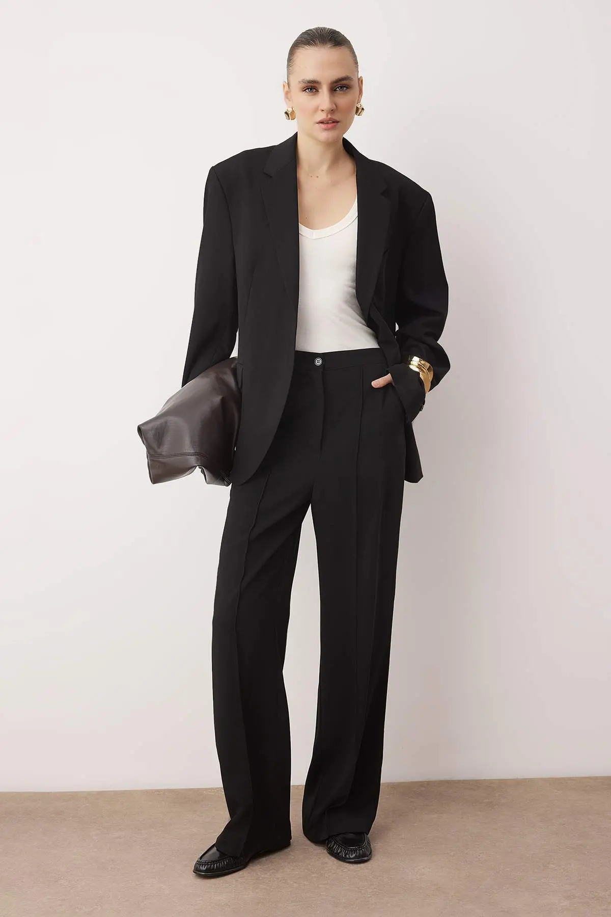 TWOAW26PL00118-BLACK_1