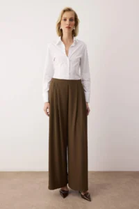 TRENDYOLMİLLA  Light Khaki Double Pleated Draped Material Extra Wide Leg Wide Leg Pants - Image 2