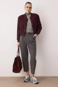 TRENDYOLMİLLA Gray Arched Carrot/Salwar Pattern Weaving Pants