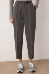 TRENDYOLMİLLA Gray Arched Carrot/Salwar Pattern Weaving Pants - Image 3