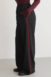 TRENDYOLMİLLA Black Burgundy Striped Elastic Waist Wideleg/Wide Leg  Weaving Pants - Image 3