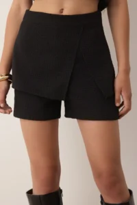 TRENDYOLMiLLA Black Weaving Tweed Shorts & Bermuda - Image 4