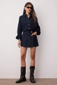TRENDYOLMiLLA Dark Blue Pocket Detail Double breasted denim Shorts Skirt