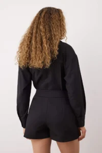 TRENDYOLMiLLA Black Button Detailed Mini Shorts Skirt Shorts & Bermuda - Image 4