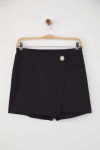 TRENDYOLMiLLA Black Button Detailed Mini Shorts Skirt Shorts & Bermuda - Image 8