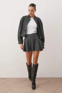 TRENDYOLMiLLA Anthracite Lace Detailed Weaving Mini Shorts Skirt - Image 2