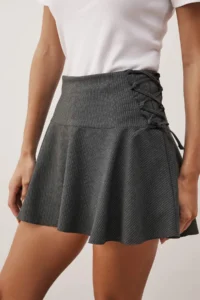 TRENDYOLMiLLA Anthracite Lace Detailed Weaving Mini Shorts Skirt - Image 4
