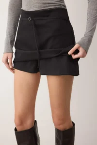 TRENDYOLMiLLA Black Thin Belt Detailed Mini Shorts Skirt Shorts & Bermuda - Image 4