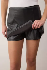 TRENDYOLMiLLA Black Faux Leather Mini Shorts Skirt Shorts & Bermuda - Image 3