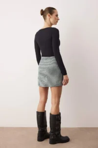 TRENDYOLMiLLA Black Houndstooth Mini Shorts Skirt Shorts & Bermuda - Image 4