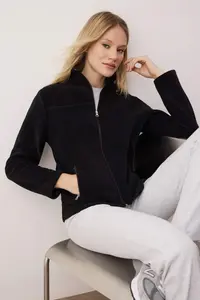 TRENDYOLMİLLA Black Fleece Plain Dog collar with pocket Zippered Regular/Normal Cut Knitting Sweatshirt - Image 2