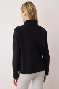 TRENDYOLMİLLA Black Fleece Plain Dog collar with pocket Zippered Regular/Normal Cut Knitting Sweatshirt - Image 4
