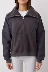TRENDYOLMİLLA Anthracite Regular/Normal Pattern Fleece Zippered Pocket Detail Thick Knitting Sweatshirt - Image 3