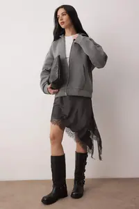 TRENDYOLMİLLA Wardrobe Essentials – Anthracite Melange Oversized Hooded Knitting Sweatshirt | - Image 2
