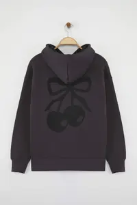 TRENDYOLMİLLA Anthracite Oversized/Wide Pattern Cherry Back Printed Thick Fleece Inside Knitting Sweatshirt - Image 5