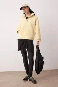 TRENDYOLMİLLA Light Yellow Plush Oversized/Wide Pattern Knitting Sweatshirt