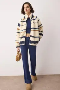 TRENDYOLMİLLA Multicolored Abstract Patterned Plush Oversized/Wide Pattern Knitting Sweatshirt
