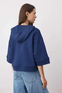 TRENDYOLMİLLA Navy Blue Hooded Zipper Detailed Three Quarter Sleeve Thick Knitting Sweatshirt - Image 4