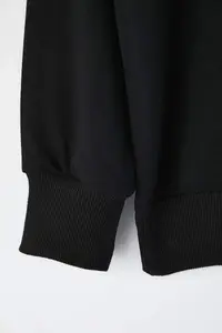 TRENDYOLMİLLA Black relaxed/Rahat Pattern Basic Raglan Sleeve Crew Neck Knitting Sweatshirt - Image 7