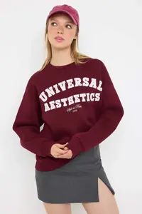 TRENDYOLMİLLA Burgundy Slogan Embroidered Oversized/Wide Pattern Knitting Sweatshirt