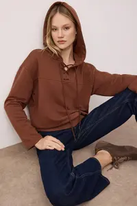 TRENDYOLMİLLA Brown Binding Detailed Oversized/Wide Pattern Knitting Sweatshirt