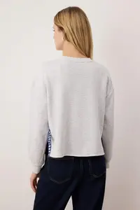 TRENDYOLMİLLA Snow Melange Ribbon Detailed Crew Neck Thick Crop Knitting Sweatshirt with Fleece Inside - Image 4