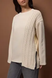 TRENDYOLMİLLA Stone Knitwear Detailed Crew Neck relaxed Knitting Sweatshirt - Image 3