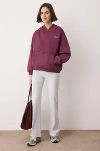 TRENDYOLMİLLA Plum Stitch Detailed Hooded Washable/Vintage Effect Fleece Inside Knitting Sweatshirt - Image 3