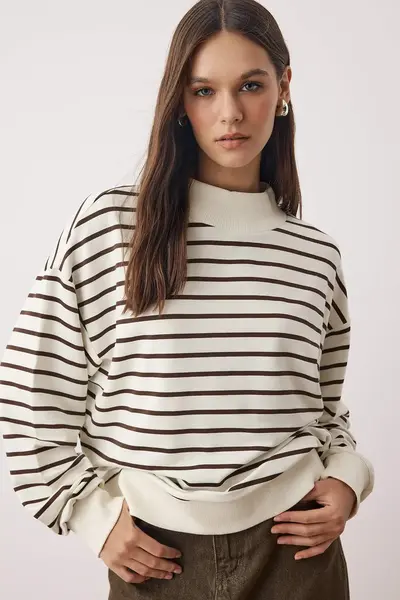 TRENDYOLMİLLA Brown Striped Oversized/Wide Pattern Knitting Sweatshirt