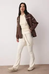 TRENDYOLMİLLA Brown Hooded and Piping Detailed Oversized/Wide Pattern Knitting Sweatshirt - Image 2