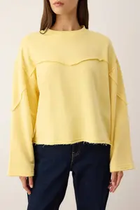 TRENDYOLMİLLA Light Yellow Thick Without Raising Spanish Arm Stitching Detailed relaxed Knitting Sweatshirt - Image 3