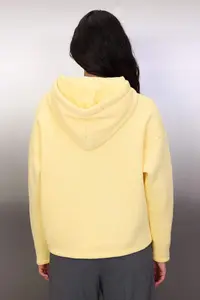 TRENDYOLMİLLA Light Yellow Thick Fleece Inside Hooded Zippered Oversized/Wide Cut Knitting Sweatshirt - Image 4