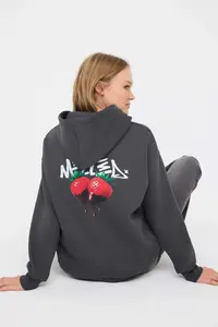 TRENDYOLMİLLA Teen Thick Fleece Inside Anthracite Hooded Front and Back Strawberry Printed Knitting Sweatshirt - Image 2