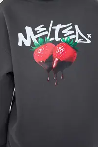 TRENDYOLMİLLA Teen Thick Fleece Inside Anthracite Hooded Front and Back Strawberry Printed Knitting Sweatshirt - Image 5