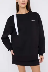 TRENDYOLMİLLA Teen Black Light Shouldered Slogan Embroidered Thick Fleece Lined Knitting Sweatshirt - Image 3