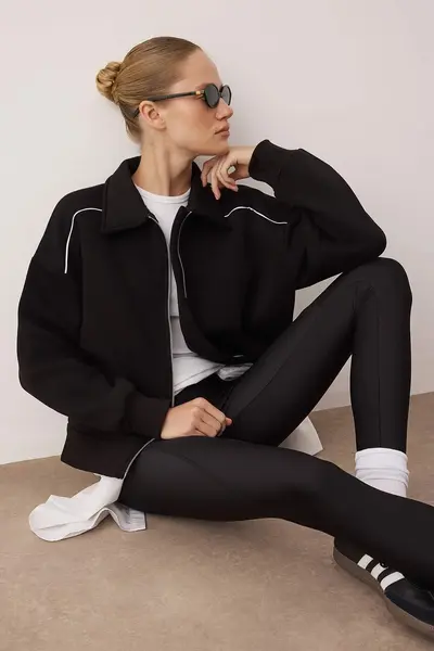 TWOAW26SW00147-BLACK_1