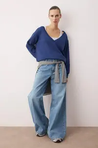 TRENDYOLMİLLA Teen Navy Blue 2 Sets Off Shoulder Knitting Sweatshirt - Image 2