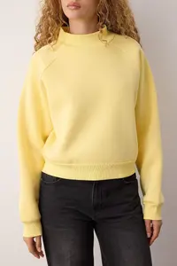 TRENDYOLMİLLA Light Yellow Raglan Sleeve Oversized/Wide Pattern Thick Fleece Inside Knitting Sweatshirt - Image 3