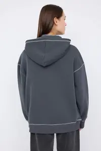 TRENDYOLMİLLA Teen Anthracite Printed Washable Overszie/Wide Pattern Hooded Knitting Sweatshirt - Image 4