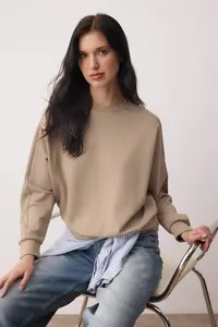 TRENDYOLMİLLA Mink Camisole Detailed Oversized/Wide Pattern Soft Fabric Flexible Knitted Sweatshirt - Image 2