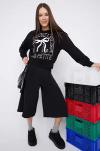 TRENDYOLMİLLA Teen Black Printed Regular/Normal Pattern Knitting Sweatshirt - Image 2
