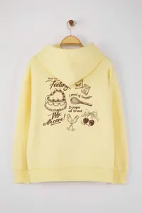 TRENDYOLMİLLA Teen Light Yellow Back Printed Oversized Pattern Thick Fleece Inside Knitting Sweatshirt - Image 6