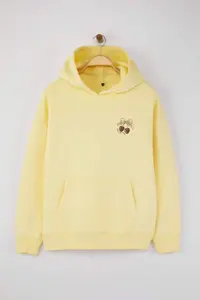TRENDYOLMİLLA Teen Light Yellow Back Printed Oversized Pattern Thick Fleece Inside Knitting Sweatshirt - Image 7