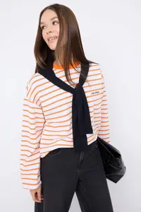 TRENDYOLMİLLA Teen Orange Striped Slogan Back Printed Oversized/Wide Pattern Thin Knitting Sweatshirt - Image 2